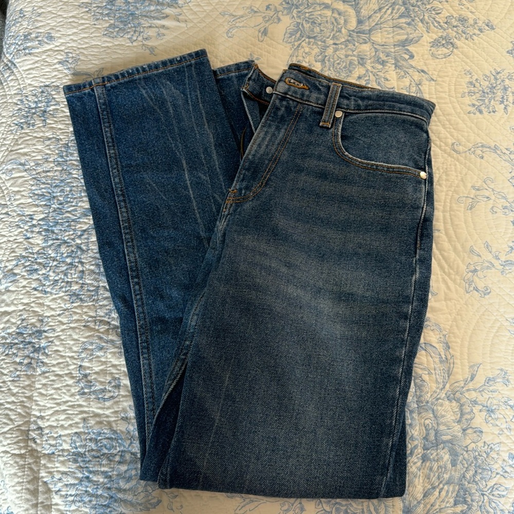 Express Modern Straight Super High Rise Jean